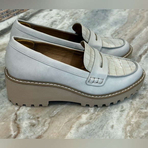 Women’s DOLCE VITA Rocki Lug sole wedge loafers- Size 8 - Picture 6 of 10